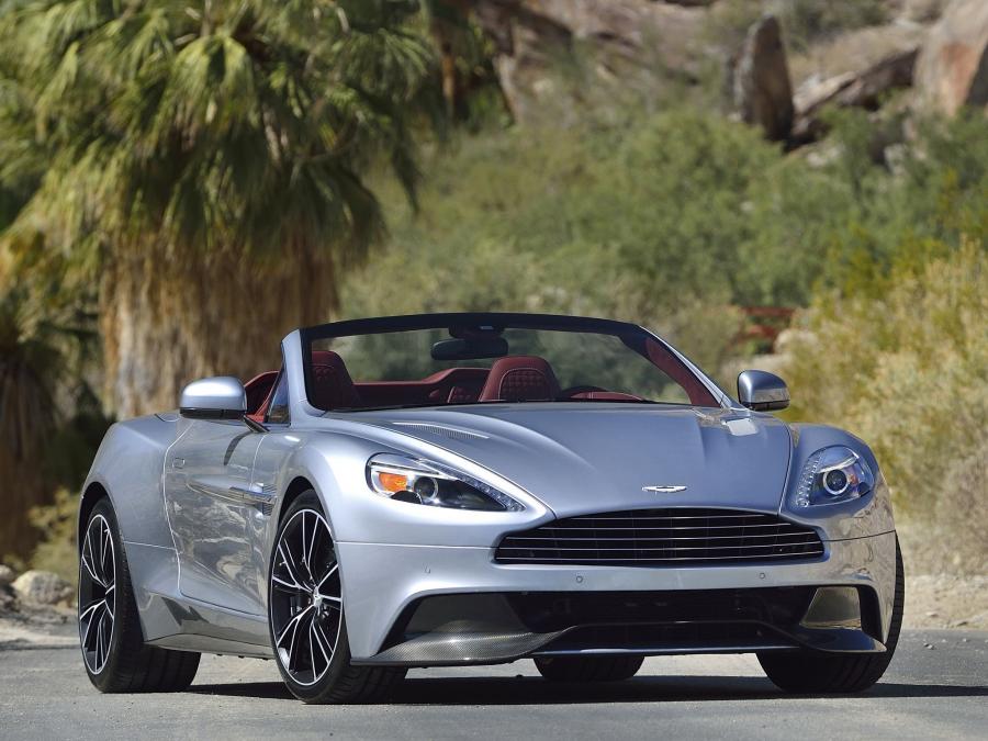  Aston Martin Vanquish Volante 2013 года  (NA) (фото 18 из 36)